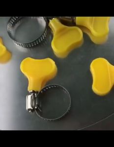 FinDee เข็มขัดรัดท่อ แคลมป์รัดสายยาง แหวนรัดท่อ มีหลายขนาด  Hose clamp