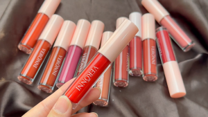12 Colors Matte Liquid Lipstick Matte Lip Glaze Waterproof Long Lasting Non-stick Cup Lip Gloss Make up