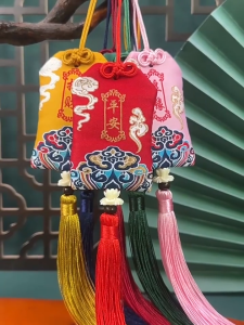 Lucky Charm Amulet Blessing Bag Pray Lucky Amulet for Health Love Safe Job Wealth Money Cleaned Gift