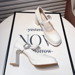 Waterproof Platform High Heels Womens Korean Version New Elegance Lady Square Head Patent Leather One-Strap Thick Heel Mary Janes Shoes