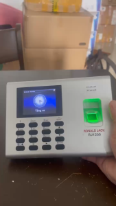 Máy chấm công vân tay RONALD JACK RJ1200 qua sử dụng