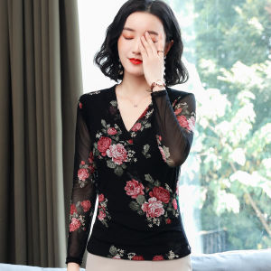 Fashionable Long Sleeve V-Neck Lace Shirt Womens Base Layer Mesh Top Printed Cross Design Autumn New Style Elegant Fashion
