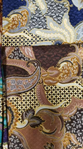 Kain Sarung Batik /KAIN PELIKAT FASHION CLASSIC/ kain corak batik/baju kurung moden kain batik/kain batik lelaki