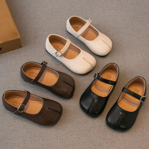 รองเท้าเด็กผู้หญิงพื้นนุ่ม ทรงหัวมน สไตล์เกาหลี วัสดุ PU รองเท้าเด็กแบบสวมหัวกลมสำหรับฤดูใบไม้ผลิและฤดูใบไม้ร่วง