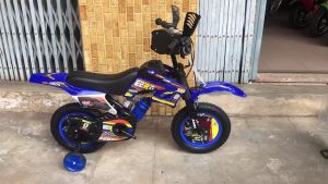 กระเป๋าจักรยานเด็ก ชุด 12 รสติก มอเตอร์ครอส บีดมือมีเสียง สะดวกสบายสำหรับการฝึกการทรงตัว/เด็ก 2-4 ปี