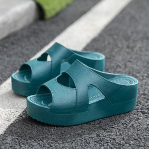 ส่งเร็วพิเศษ! รองเท้าแตะแฟชั่นสตรีส้นตึกรองเท้าใส่ในบ้านสบายรองเท้าแตะกลางแจ้งเพิ่มความสูง 6 ซม