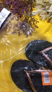 Sandal Jepit Wanita Jelly Tali Emas Kilap Cantik - Balance 1159 37/41