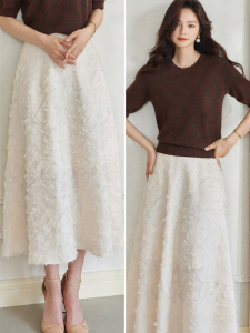 Roey s house | Elegant and Graceful Apricot Floral Print Autumn Fashion High-end Tassel High-waist Skirt