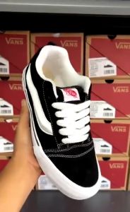 Sepatu Vans Knu Skool Black & White: Sepatu Stylish untuk Aktivitas Sehari-hari