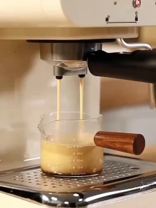 75ml Glass Measuring Cup with Wooden Double Mouth Bottle Coffee Share Pot Coffee Measuring Cups