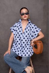 เสื้อเชิ้ตแขนสั้นทรงโอเวอร์ไซส์ พิมพ์ลายจุด ทรงชิคๆ Tage::Mirror Sistet