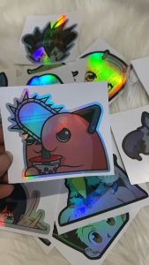 Stiker Hologram Pochita Chainsaw man ukuran 8 cm
