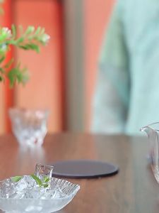 Ấm Thủy Tinh Pha Trà Có Lưới Lọc Ở Vòi (Dung tích 400 ml)