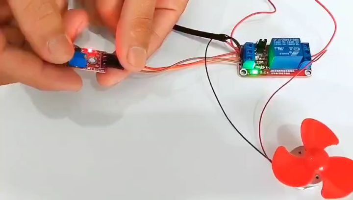 Module Cảm Biến Âm Thanh Độ Nhạy Cao KY-037
