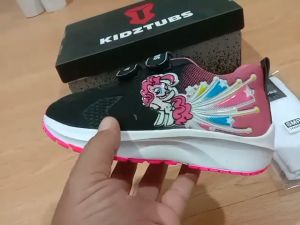 Koleksi Sepatu Sekolah Anak-Anak: KIDZTUBS Sepatu Warna Hitam Murah