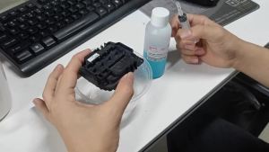 Premium DTF Printhead Cleaning Liquid DTG Ink Flushing Solution For Epson L1800 L805 TX800 I1600 DTF Printer Maintenance