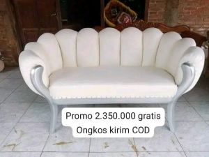 blewah bangku minimalis pelaminan