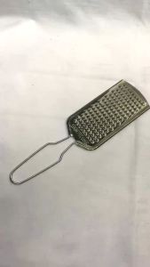 ( BISA COD ) PROMO PARUTAN KEJU STAINLESS STEEL CHEESE CHEDDAR / ALAT PARUT KENTANG WORTEL SAYUR 21 CM