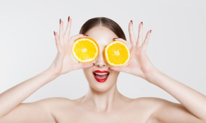 (ถูกที่สุด) Vitamin C วิตามินซี ชนิดผงบริสุทธิ์ เพียว100%ไม่ผสมแป้ง ใช้ผสมเครื่องสำอาง หรือใช้รับประทาน แบบชงดื่ม (Ascorbic acid) แถมช้อน