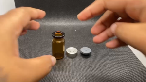 7 มล. ขวดสีน้ำตาล จุกเทา ฝาเงิน 12ใบ