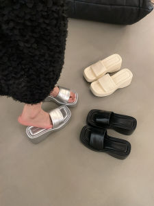 Raise the Bottom Slippers Womens Summer Outwear New Arrival K-style Minimalist Niche Style Platform Shoes Sandals Elegant French Beach Shoes