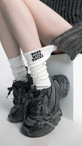 ถุงเท้าผู้หญิงถักลายตัวอักษรสไตล์ย้อนยุค SS2L ผ้าฝ้ายแท้สีดำขาว สวมใส่สบาย ระบายอากาศได้ดี ช่วงฤดูร้อน ถุงเท้าข้อสั้น