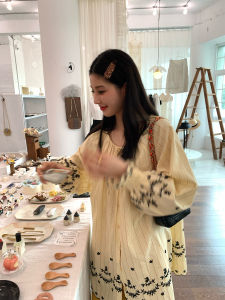 Yellow Stripe Autumn Long-sleeve Loose Small-size Shirt