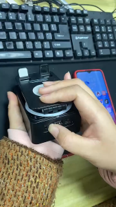 Loa karaoke bluetooth K98 kiêm giá đỡ điện thoại kèm 2 micro âm to tiện dụng đa năng