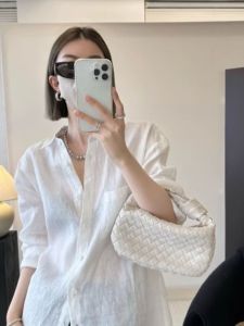 Womens Pure Linen Shirt Loose Fit Cotton Linen Sun Protection Versatile Shape Summer New Large Size Shirt Jacket