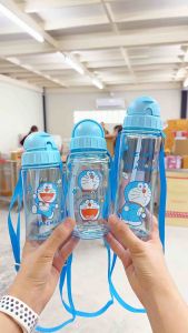 กระติกน้ำเด็ก Doraemon โดเรมอน รุ่นหลอดซิลิโคน ลิขสิทธิ์แท้ มีสายคล้องคอ มีหลอดดูด