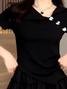 Áo Thun Nữ Tay Ngắn Ôm Vừa Vặn Mùa Hè 2025 Không Tay Áo Sơ Mi Không Đều Xếp Ly Cổ Tròn Tay Thường Chất Liệu Khác