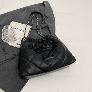 Womens Underarm Tote Bag Fashionable Commuter Bag Large Capacity Chain Single Shoulder Bucket Bag Soft PU Magnetic Buckle Closure