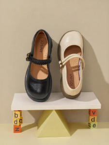 Josiny | French Style Block Heel Mary Jane Flat Shoe