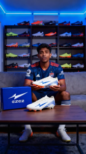 Ezez Typhoon Elite FG Adult Men Women Spike Football Boots Soccer Shoes kasut bola Sneakers Boots(Size 36-45)