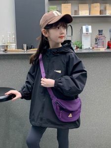 Áo Khoác Trẻ Em Mùa Xuân Thu 2024 Phong Cách Hàn Quốc Thời Trang Trẻ Trung Chống Gió Có Mũ Trùm Đầu Cho Bé Gái Áo Khoác Ngoài Thường Ngày