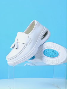 รองเท้าสีขาว/รองเท้าสีดำ/รองเท้าทำงาน รองเท้าพยาบาลหนังแท้พร้อมส่ง พื้นรองเท้านุ่ม กันลื่น ระบายอากาศได้ดี ดีไซน์กันกลิ่น  พื้นรองเท้าหนา  มี2สีดำและขาว สวมใส่เบาสบายเท้า พื้นรองเท้านุ่มมาก ส่งจากไทยไม่ต้องรอนาน WJ94