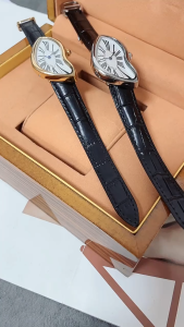 Advanced ladies watch decoration retro twisted creative genuine leather watch fashionable high-end niche quartz watch W00105