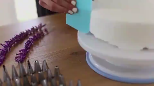 Icing Piping Bag Set 8 In 1 Silikon Cake Decorating Spuit / Spuit Dekorasi Kue Chef Pastry / Silicone Piping Bag Segitiga Reuseable Kantung Piping Bag untuk Kue