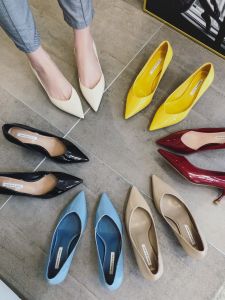 Nude White High Heels Candy-Colored Patent Leather Pumps Mid Heel V Cut Pointed Toe Flats Womens Small Stiletto Heel 5cm Flats Cat Heel