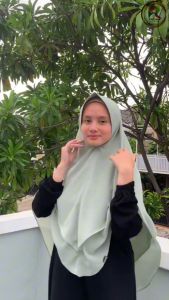 Raisma - Jilbab Instan Asmie  Pet 2 Layer ceruti Perlengkapan Umroh Haji Wanita