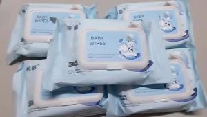 Baby Wipes ทิชชู่เปียกทำความสะอาดสำหรับเด็ก 1ห่อ มี80แผ่น สำหรับความสะอาดหน้า 🎀 มีสินค้าพร้อมส่ง ราคาถูก
