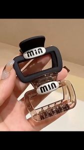 Jepit Rambut Ponytail Korea Kotak Bolong Kecil Minimalist Square Hollow Hair Claw Clip HMS005