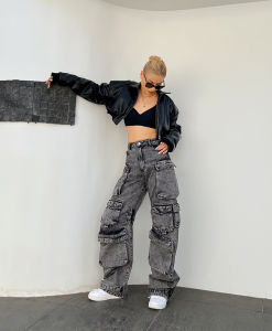 กางเกงกางเกง Cargo หลายกระเป๋า สีทึบ แฟชั่นใหม่ กางเกงยีนส์ใส่สบายสีเทา ความสามารถ 50 ลิตร