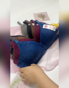 [8825] BAJU DALAM WANITA B ATAU C CUP TIDAK ADA DAWAI CORAK BUNGA 38/85~44/100