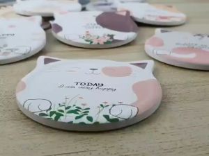 ที่รองแก้วซับน้ำ รูปแมว (diatomite แท้) ชุดใหม่ ทำจากแผ่นหินไดอะตอมไมที่มีคุณสมบัติดูดน้ำได้ดี