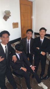 Jas blazer pria slimfit hitam buat wisuda pengantin nikah kondangan kerja kantor bahan valencia adem