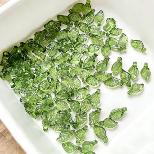 ZW05 50Pcs Acrylic  Mini Tree Leaf Beads Unique Beads Handmade DIY Making Jewelry Earring  Accessories Popular Beads Material