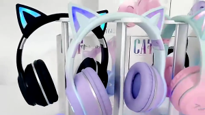 Wireless Bluetooth Earphone Rechargeable Headphone LED Flash Light Cute Cat Ears Headset Kids Girls Gift