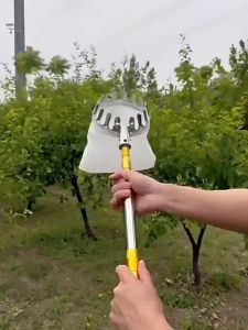 🔥จัดส่งใน 24 ชม.ตะกร้อสอยผลไม้ มะม่วง อะโวคาโด ตราปลาทอง (ด้ามยืดหดได้ 1.7/2.5/5/7/10M) ครบชุดที่จะช่วยคุณลูกค้าแก้ปัญหาการเก็บผลไม้บนที่สูงค่ะ(ที่สอยผลไม้ ที่สอยมะม่วง ตระกร้อสอยผลไม้ ไม้สอยมะม่วง ไม้สอยผลไม้ ที่สอยผลไม้ หัวตะกร้อผ้าสำหรับสอยเก็บผลไม้)