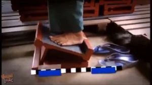 เก้าอี้มหัศจรรย์คุณตาแสวง รุ่นตัวหนาพิเศษ+เเถมฟรีคู่มือ สีแดง รับน้ำหนัก 200กิโลกรัม ร้านบริษัท แก้ปวด รองช้ำ ยืดเอ็นร้อยหวายเเท่นยืนยืดเส้น เเท่นยืน เก้าอี้ยืดเส้น